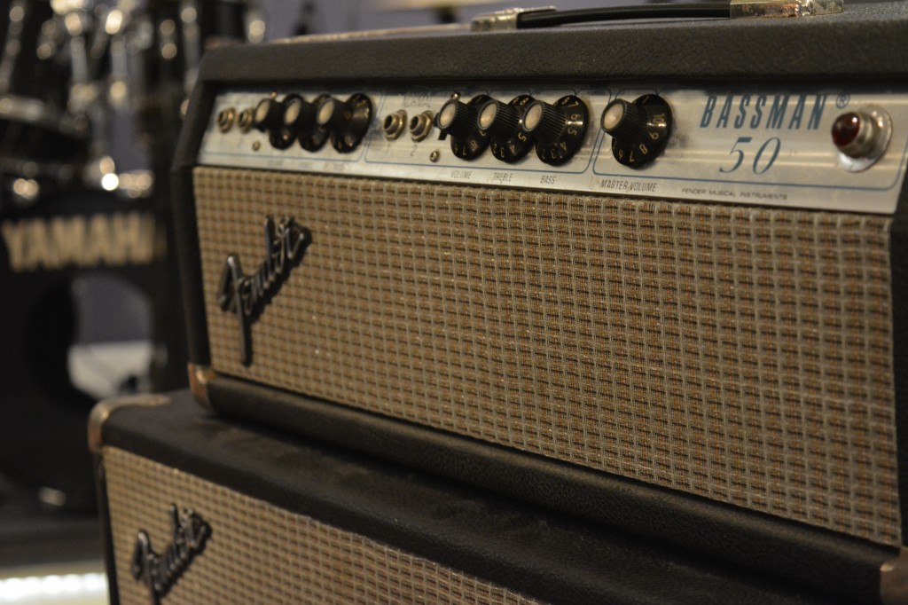 GUITAR BASS AMP FENDER BASSMAN